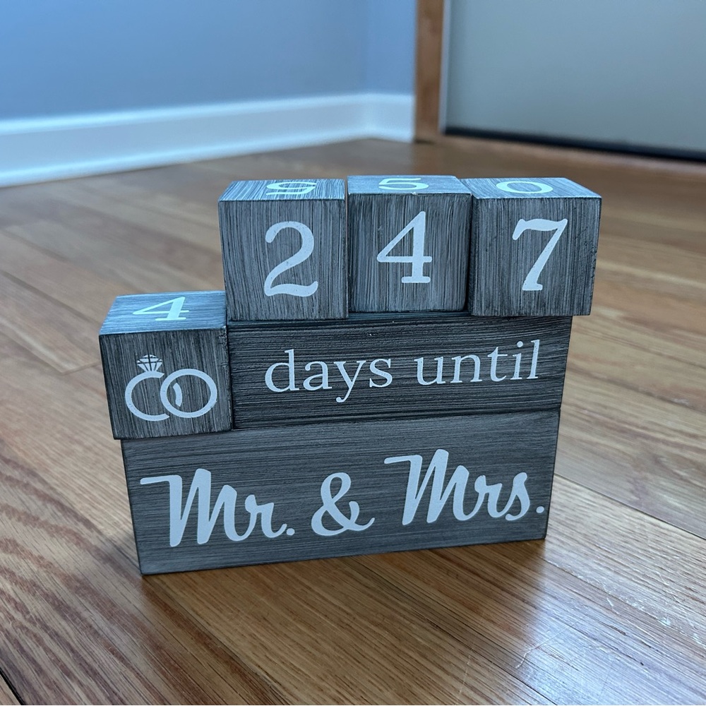 Mr. & Mrs. Countdown Blocks - Gray Wood Wedding Decor